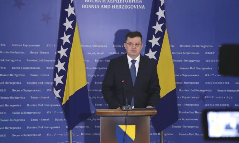 Zoran tegeltija 1