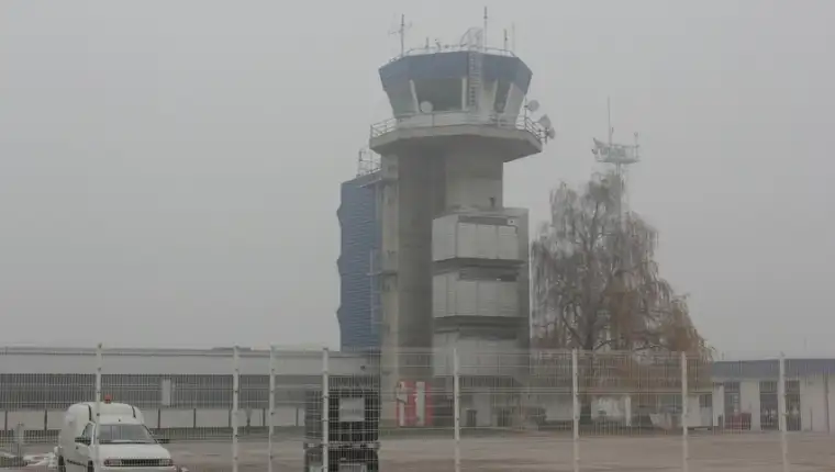 Magla aerodrom