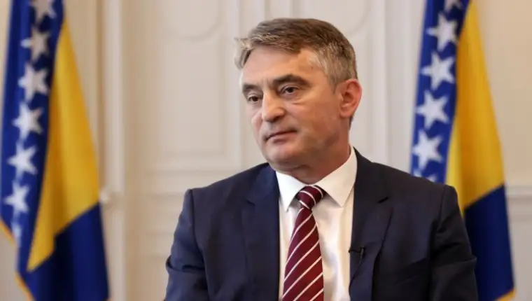 Komsic3