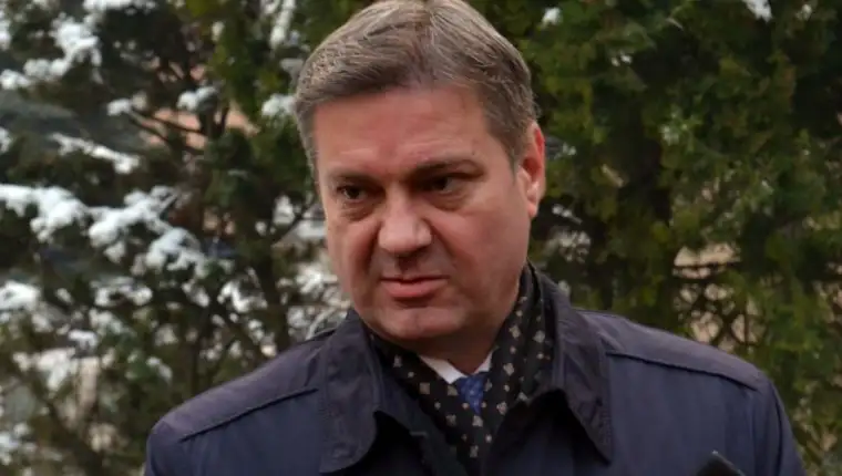 Denis zvizdic19