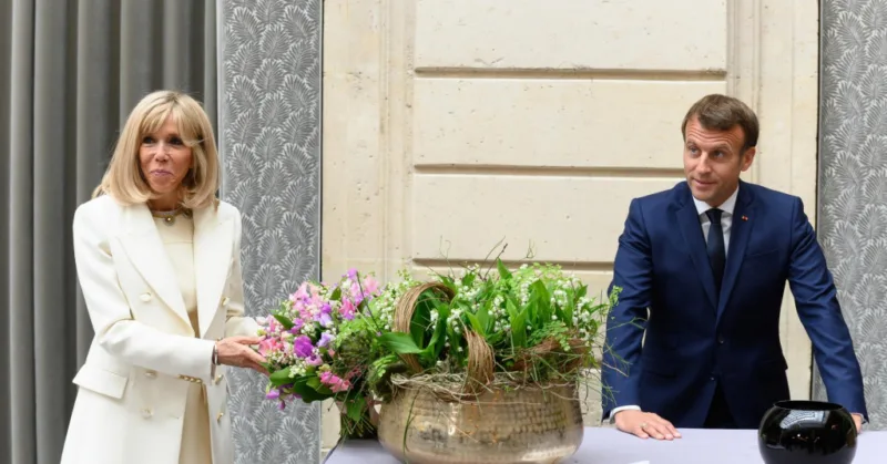 Macronovi