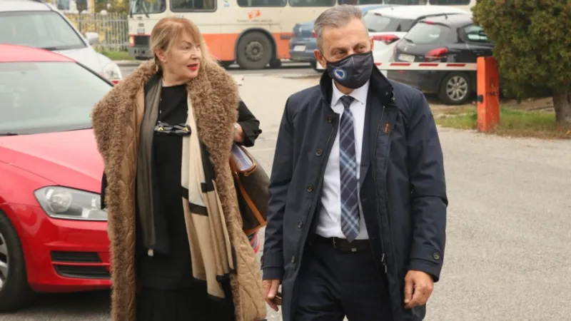 Osmica i nozica