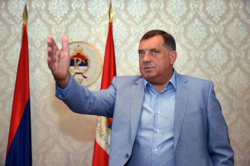 Milorad dodik ee