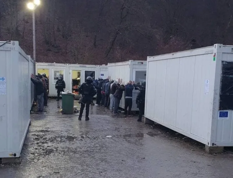 Policija blazuj11