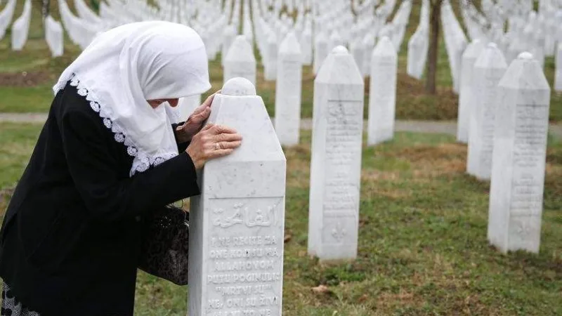 Majke srebrenice2