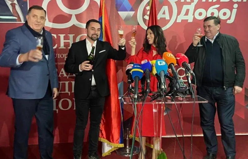 Doboj dodik snsd