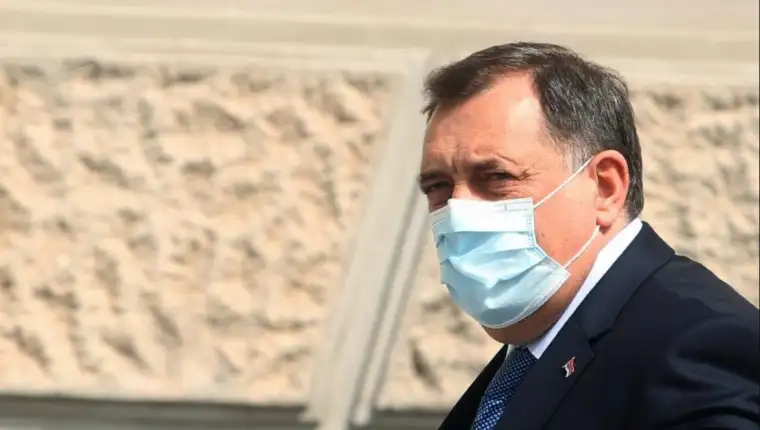 Dodik maska