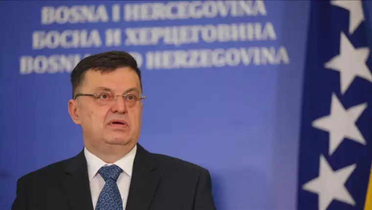 Zoran tegeltija