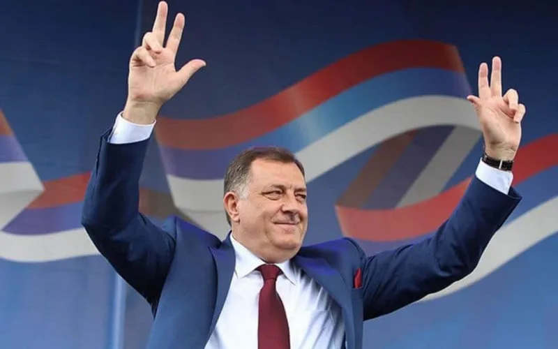 Dodik tri prsta