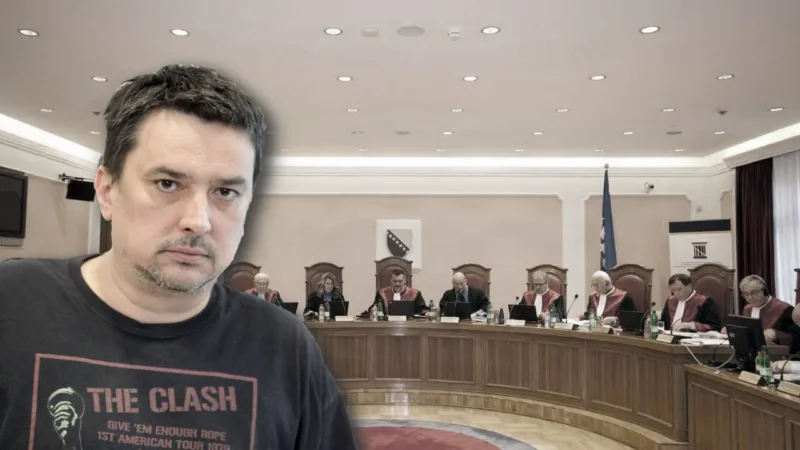 Politbiro ustavni sud