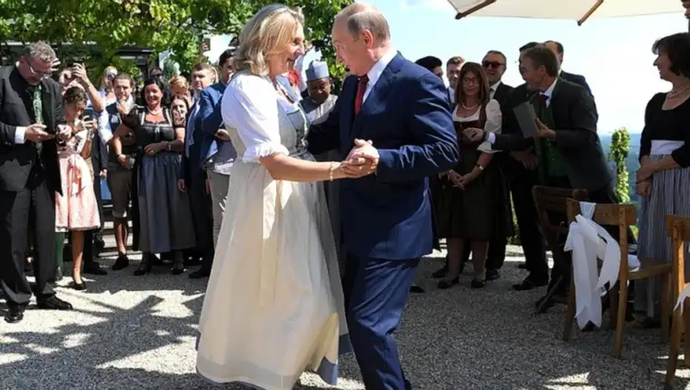 Putin i karin