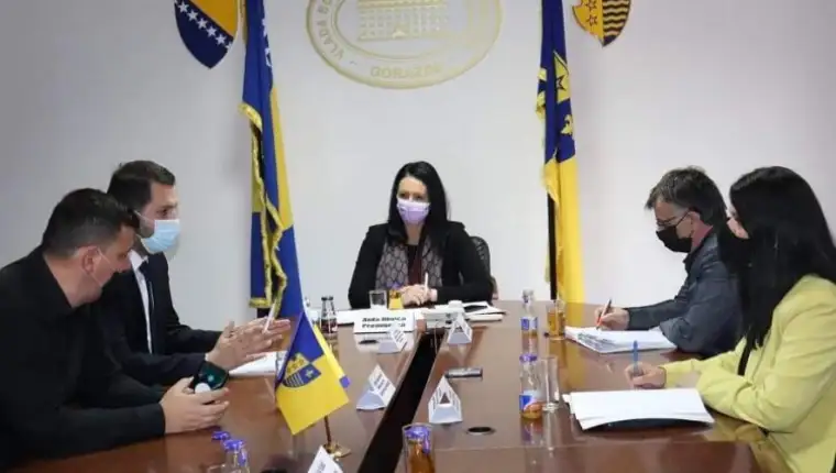 Vlada bpk