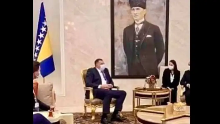 Dodik zastava