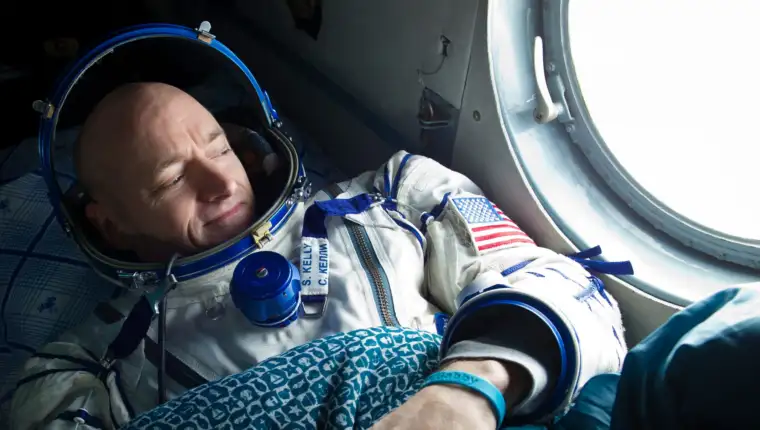 Scott Kelly scaled