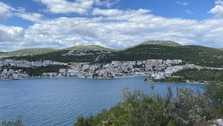 Neum nova