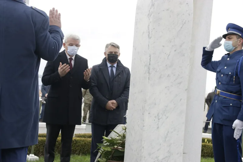 Sefik i komsic