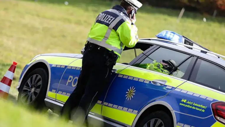 Policija njemacka1