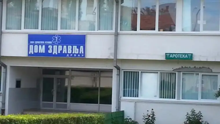 Dom zdravlja drvar
