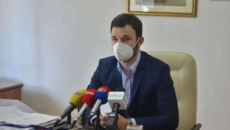 Slobodan javor
