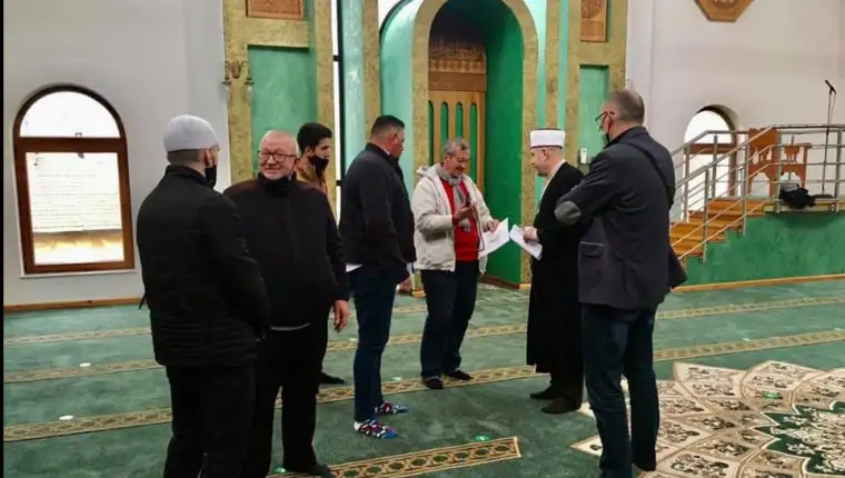 Emir puljic u dzamiji