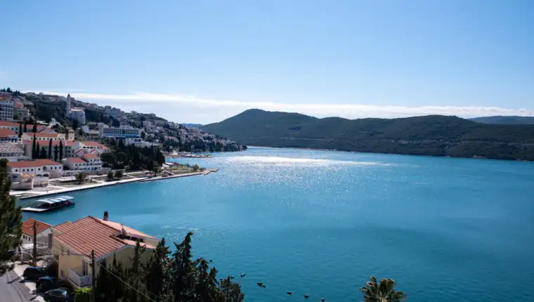 Neum-EA-1920px