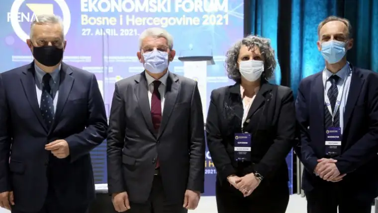 ekonomski_forum_markica