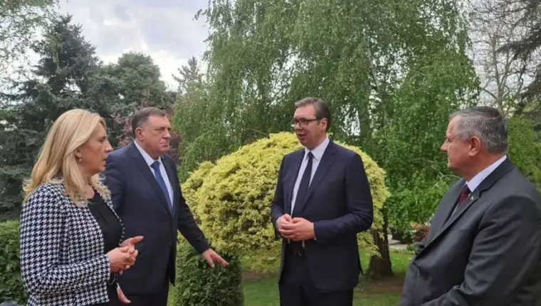 Vucic dodik