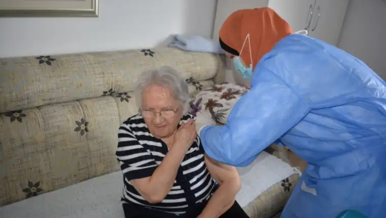 Vakcinisanje nepokretnih osoba