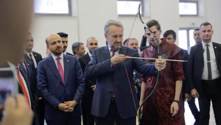 izetbegovic strijela cilja