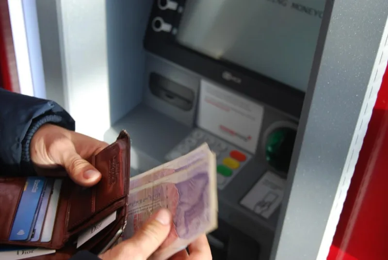 banka-novac-automat