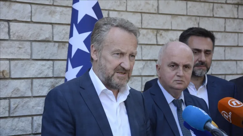 Bakir izetbegovic mostar anadolija