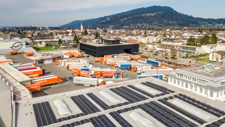 Gebrueder Weiss Solar Lauterach1