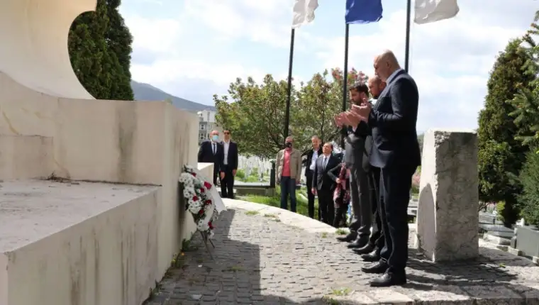 Polaganje cvijeća 6