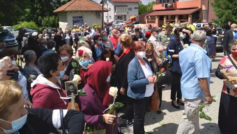 Prijedor bijele trake