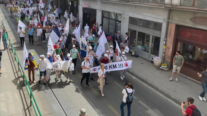 sindikat protesti