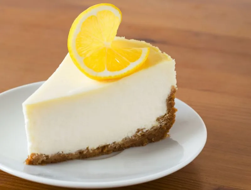 61910508-torta-limun