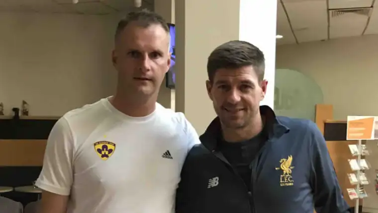muamer-vugdalic-steven-gerrard-681x481