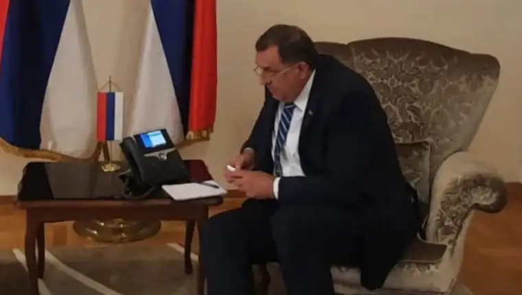 Dodik telefon