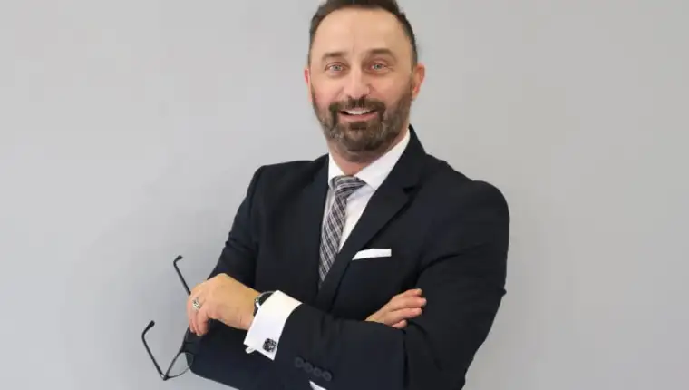 Mladen komarica