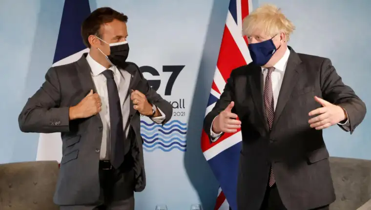 macron johnson