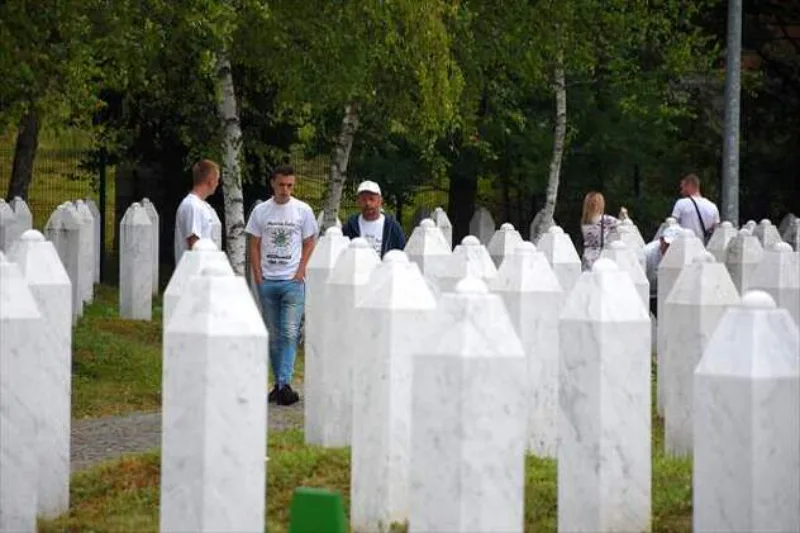 aa srebrenica