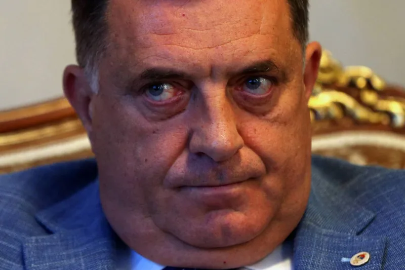 Dodik krvave oci