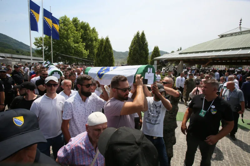 Komemoracija srebrenica scaled