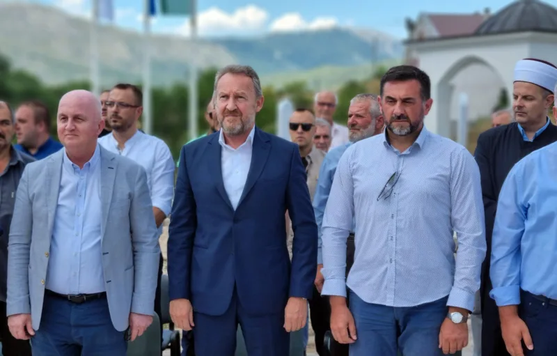 izetbegovic u gacku