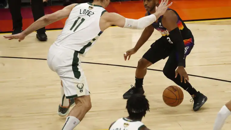 Milwaukee Bucks at Phoenix Suns
