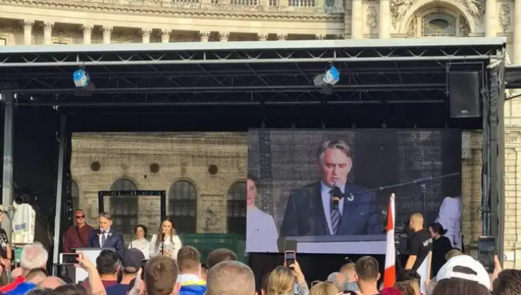 Komsic bec