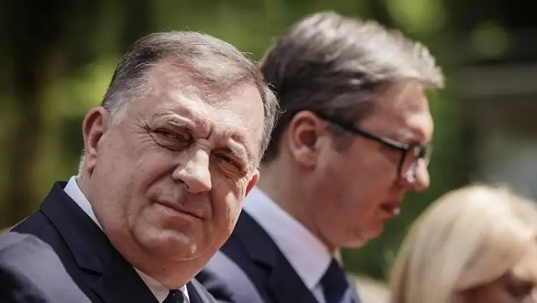 Dodik i vucic