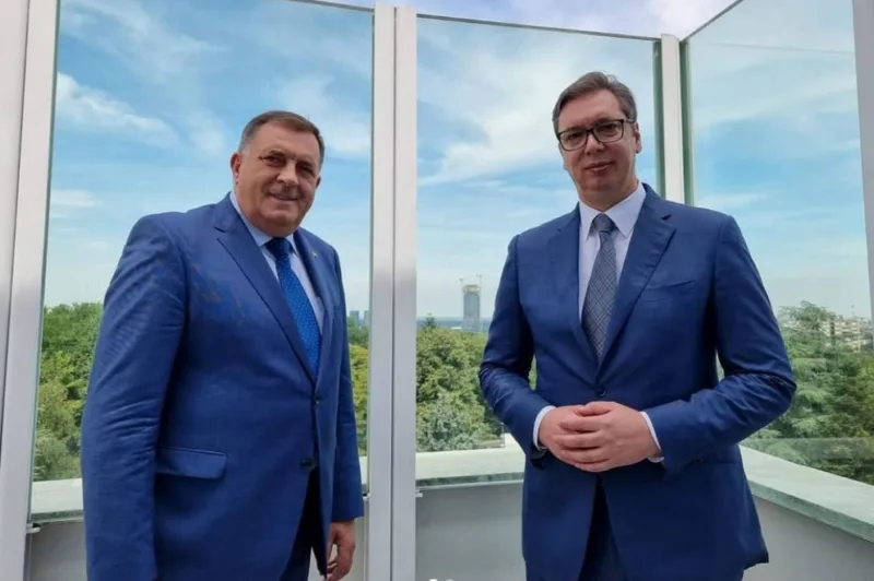 Dodik i vucic d
