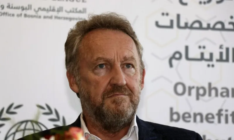 Bakir izet