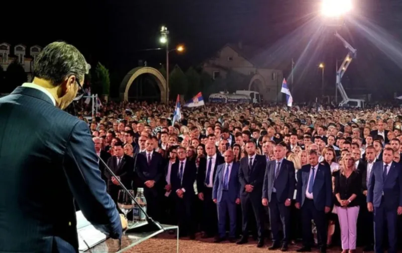 Vucic busije